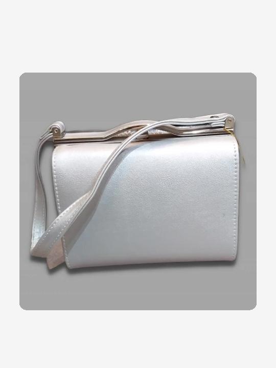 hand bags - 18229469 - Standard Image - 1