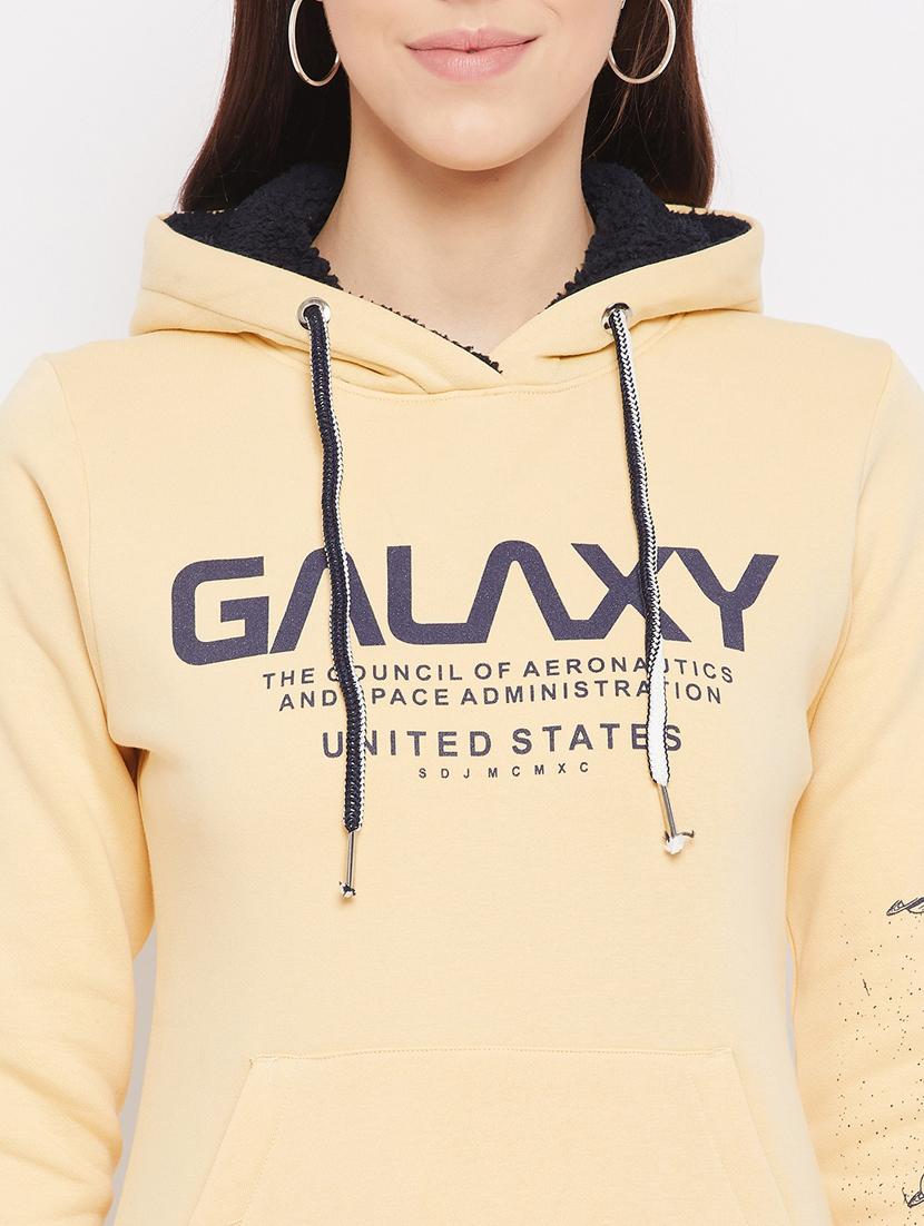 yellow printed hoodies sweatshirt - 18229884 - Standard Image - 4