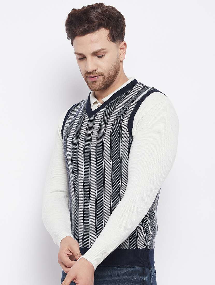 navy blue striped pullover - 18229902 -  Standard Image - 1