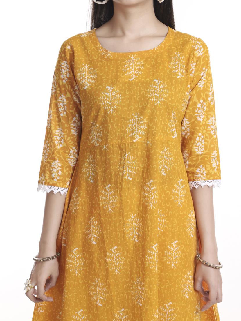 yellow cotton blend kurta pant set - 18230552 - Standard Image - 4