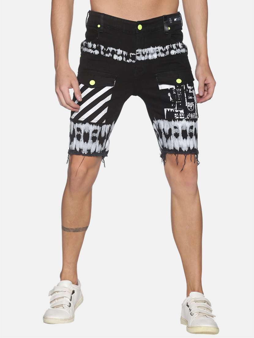 black printed short