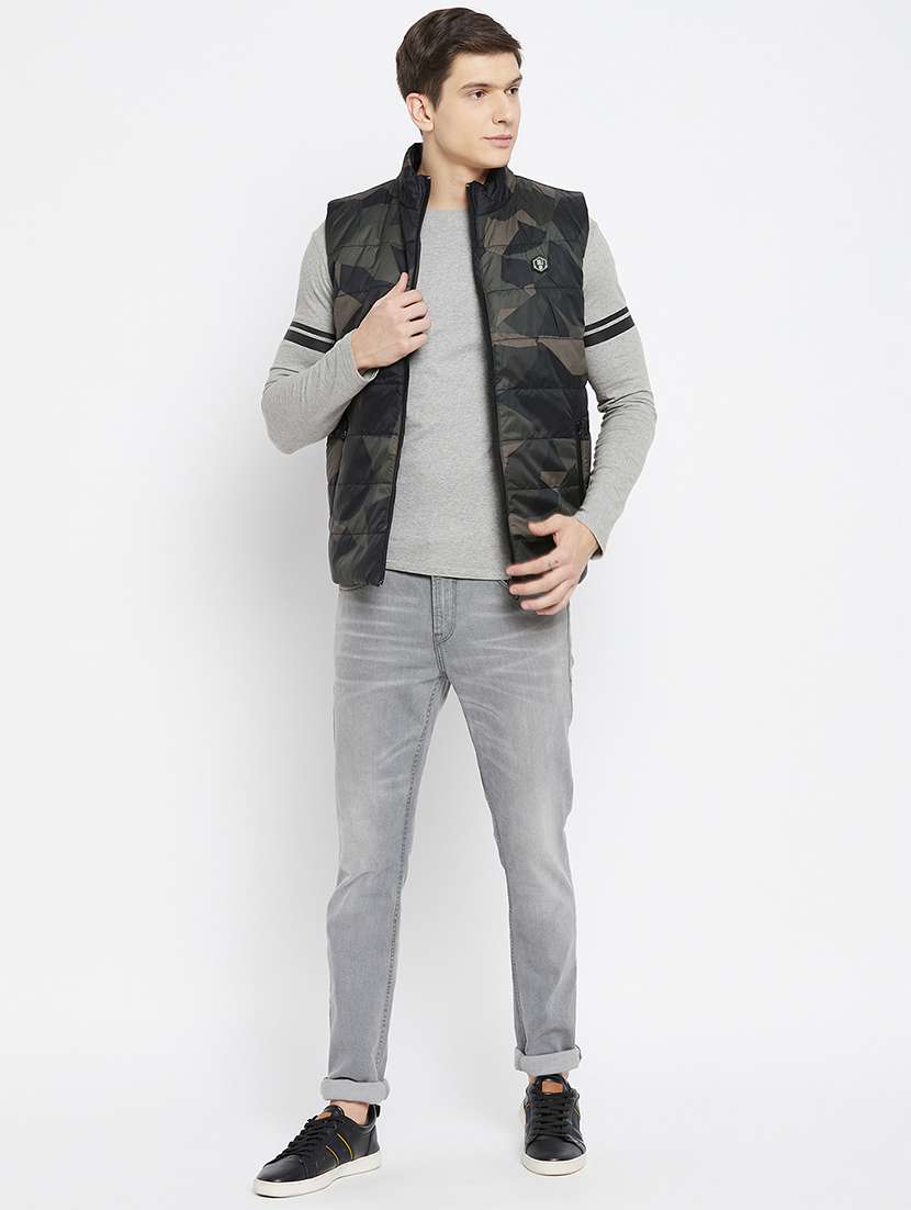 black camouflage reversible quilted jacket - 18231241 -  Standard Image - 4