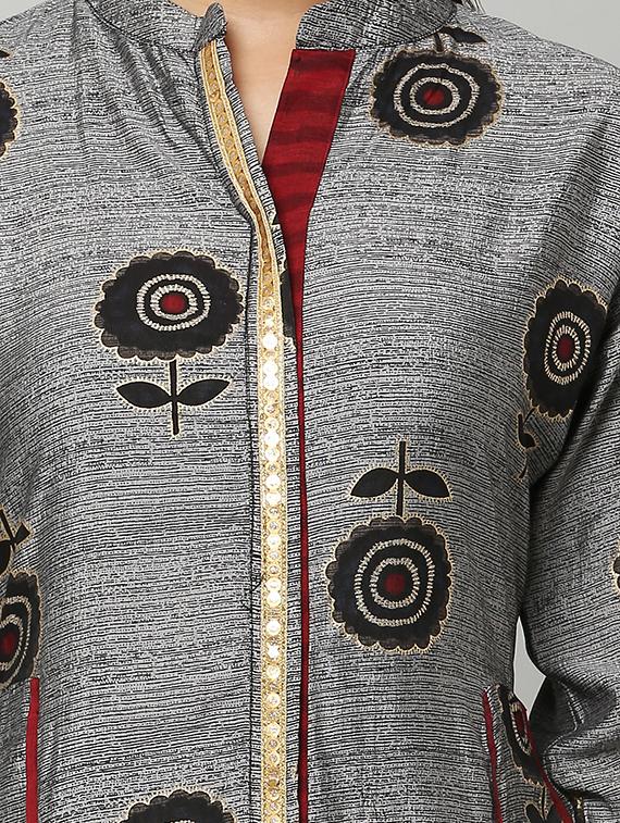 grey suit set - 18234485 - Standard Image - 4