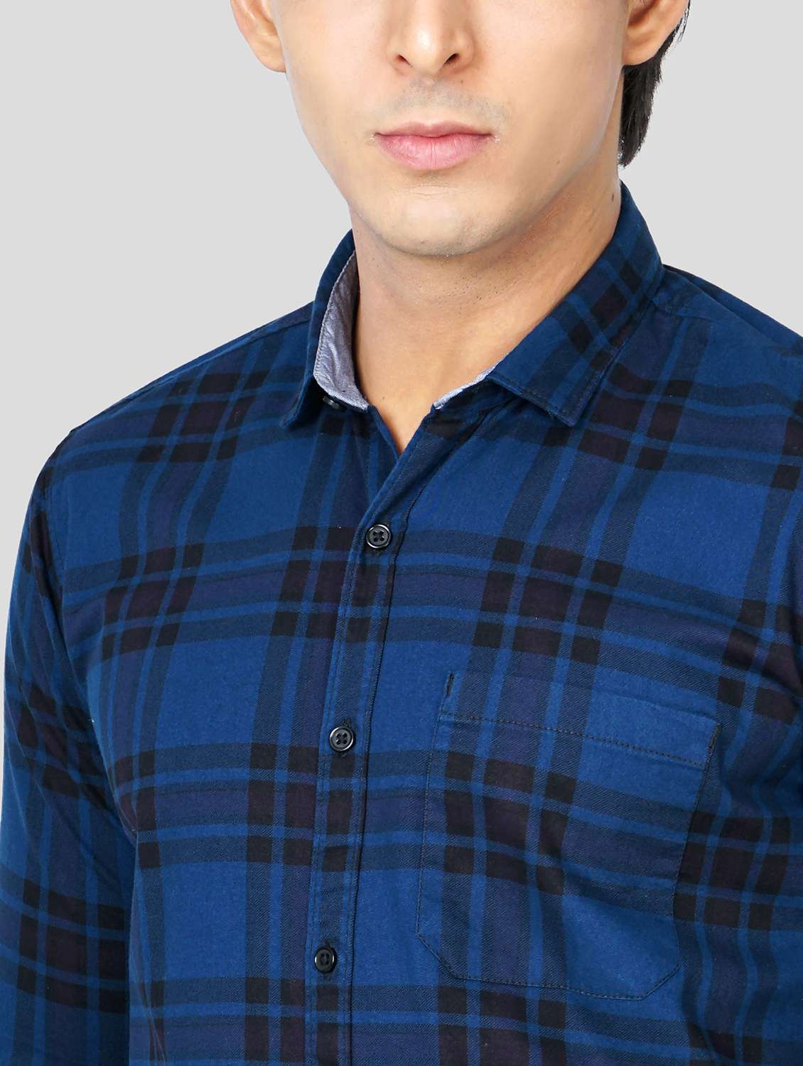 navy-blue checkered casual shirt - 18245390 - Standard Image - 4