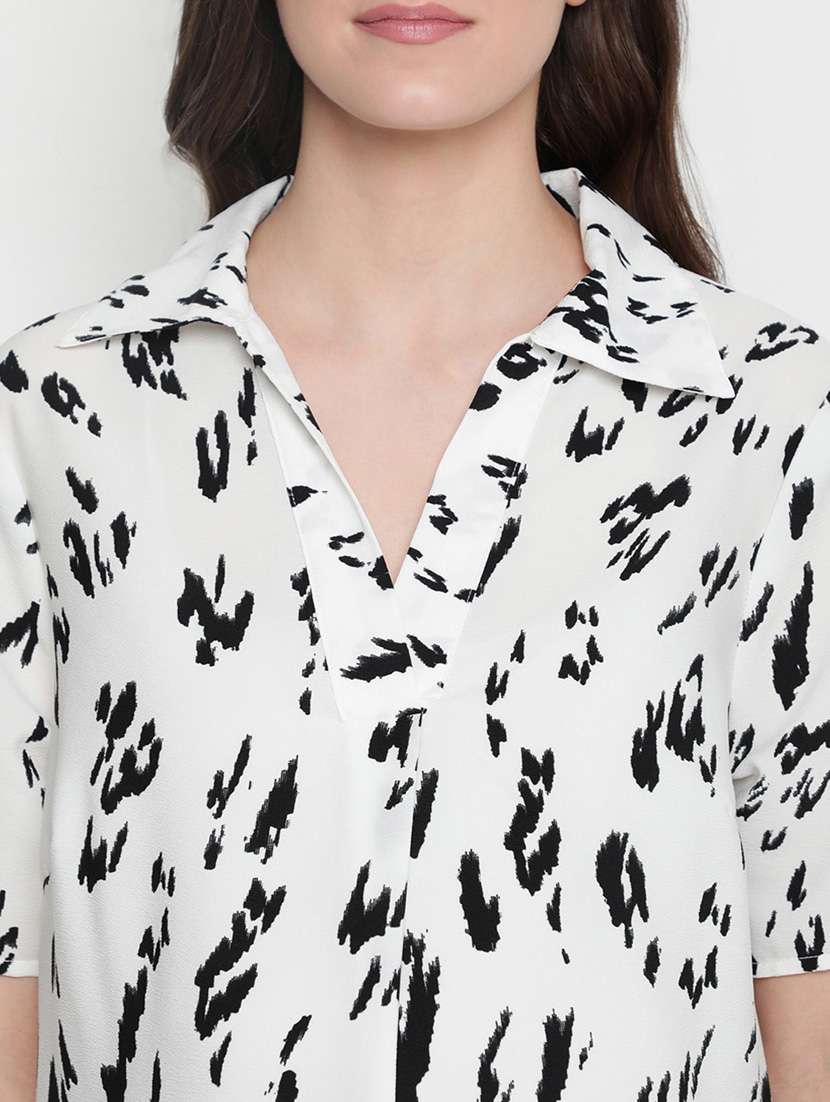shirt collar printed top - 18246570 - Standard Image - 4