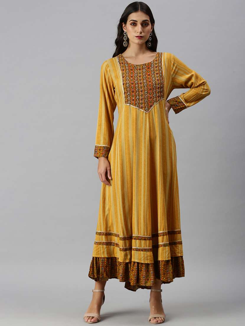 women's flared kurta