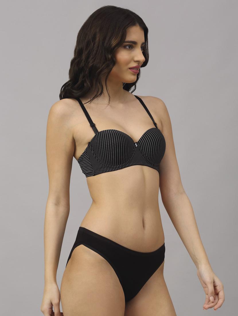 black solid bras and panty set - 18251230 -  Standard Image - 1