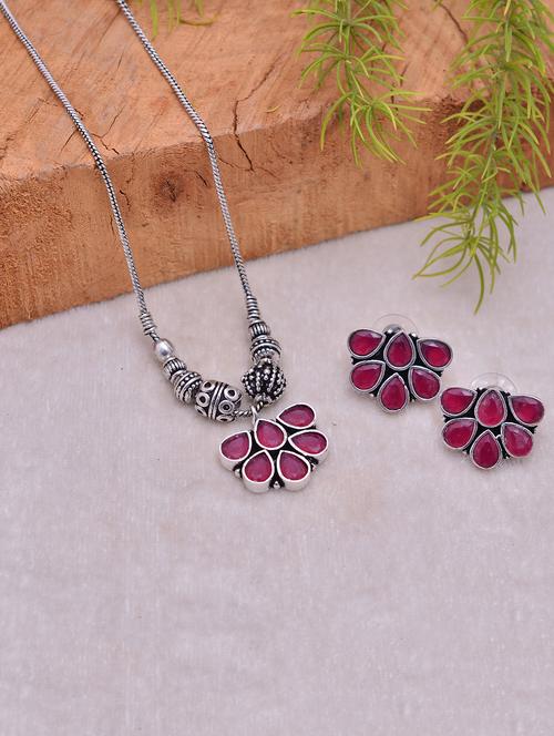 red brass necklaces and earring - 18254232 -  Standard Image - 0