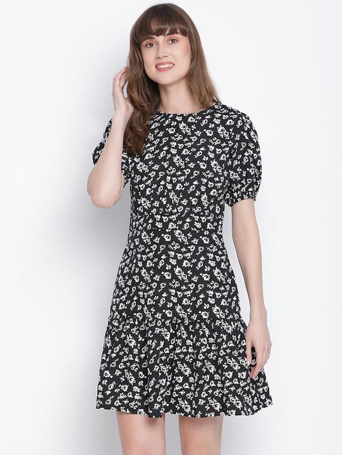 women's  floral dress - 18259574 -  Standard Image - 0