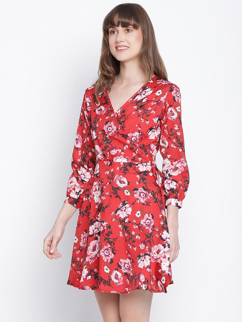women's  floral dress - 18259586 -  Standard Image - 1