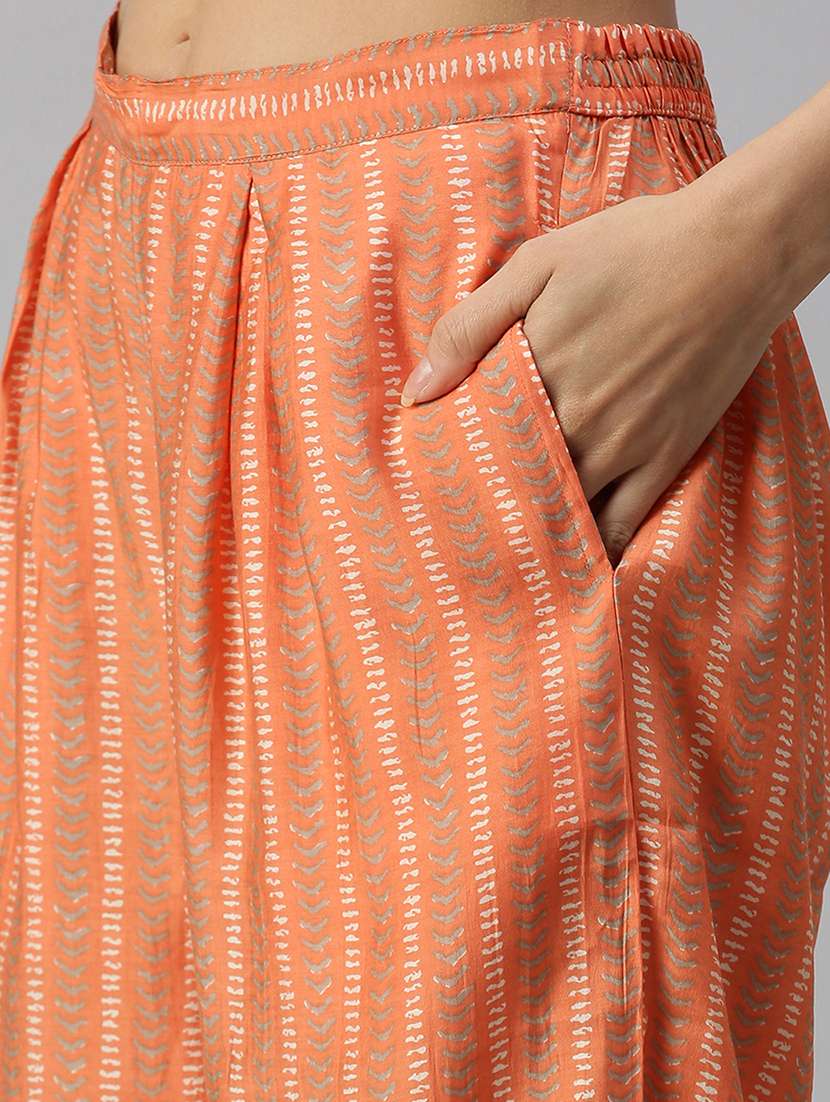 women floral kurta palazzo set with dupatta - 18260924 -  Standard Image - 6