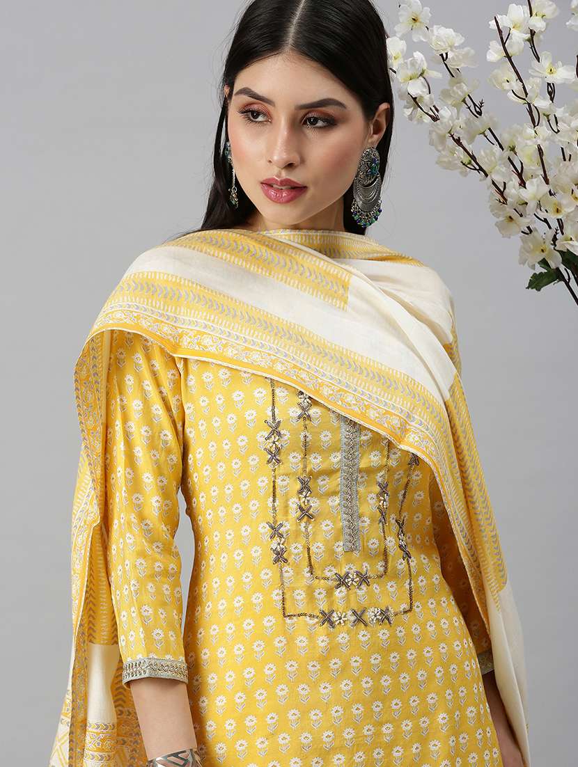 women floral kurta palazzo set with dupatta - 18260925 -  Standard Image - 4