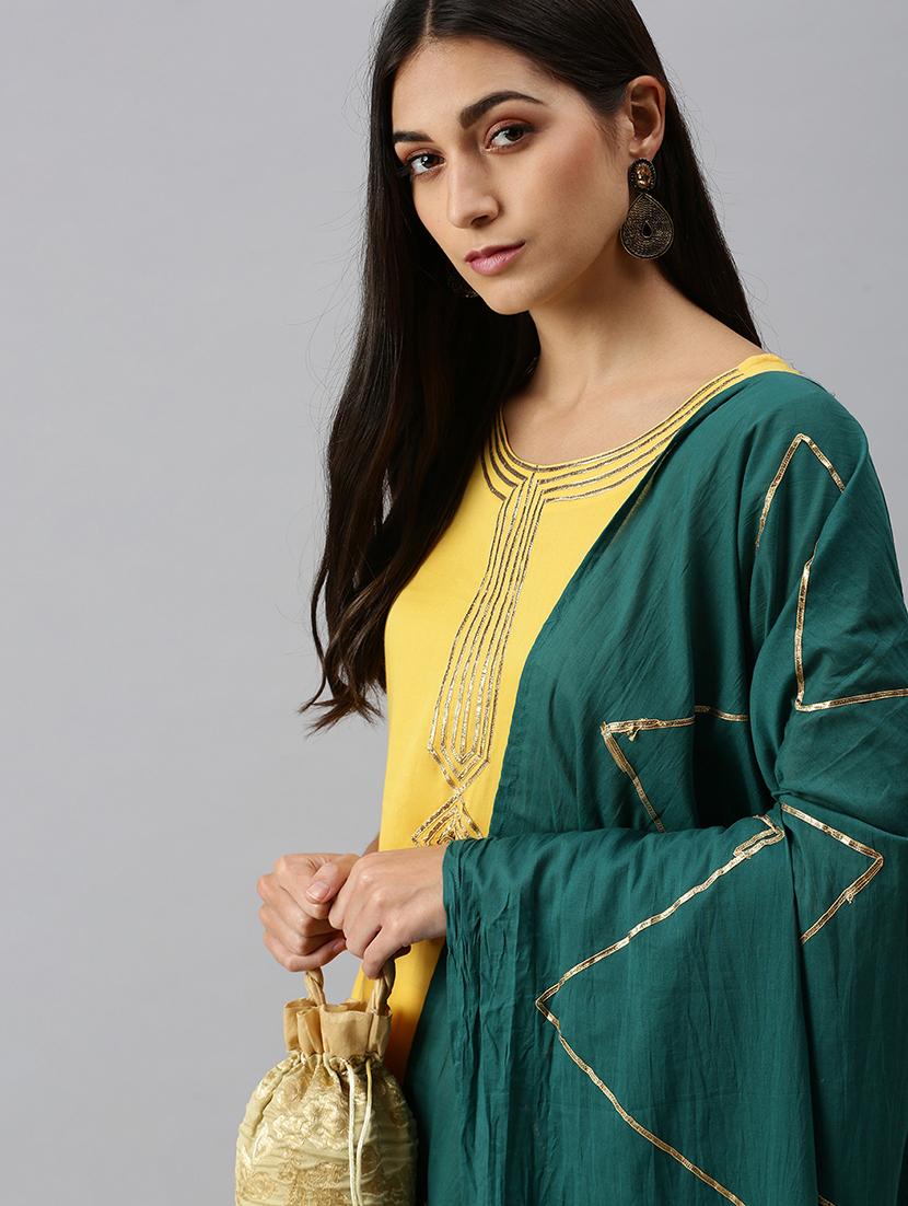 women gota work kurta palazzo set with dupatta - 18260940 - Standard Image - 4