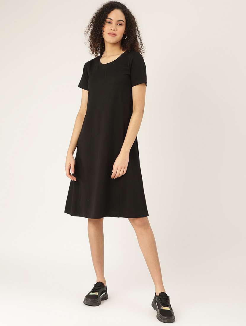round neck solid t-shirt dress