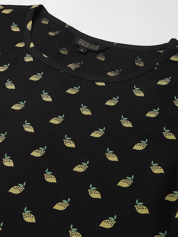round neck printed top - 18266494 - Standard Image - 4