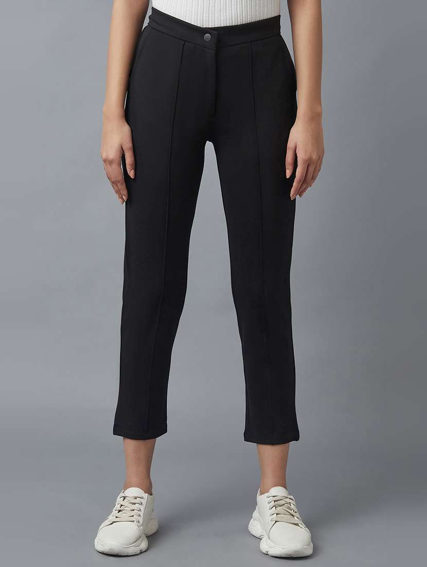 mid rise pleated trouser