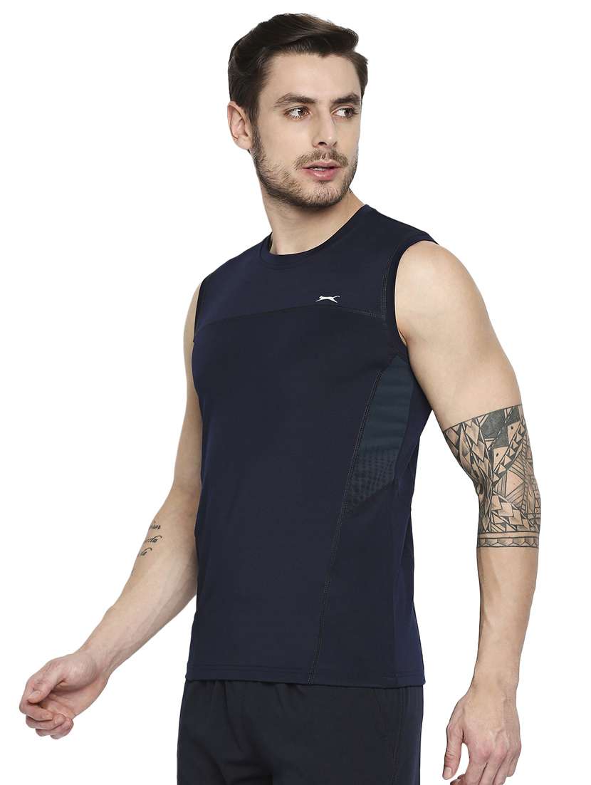 navy blue color-blocked t-shirt - 18273687 -  Standard Image - 1