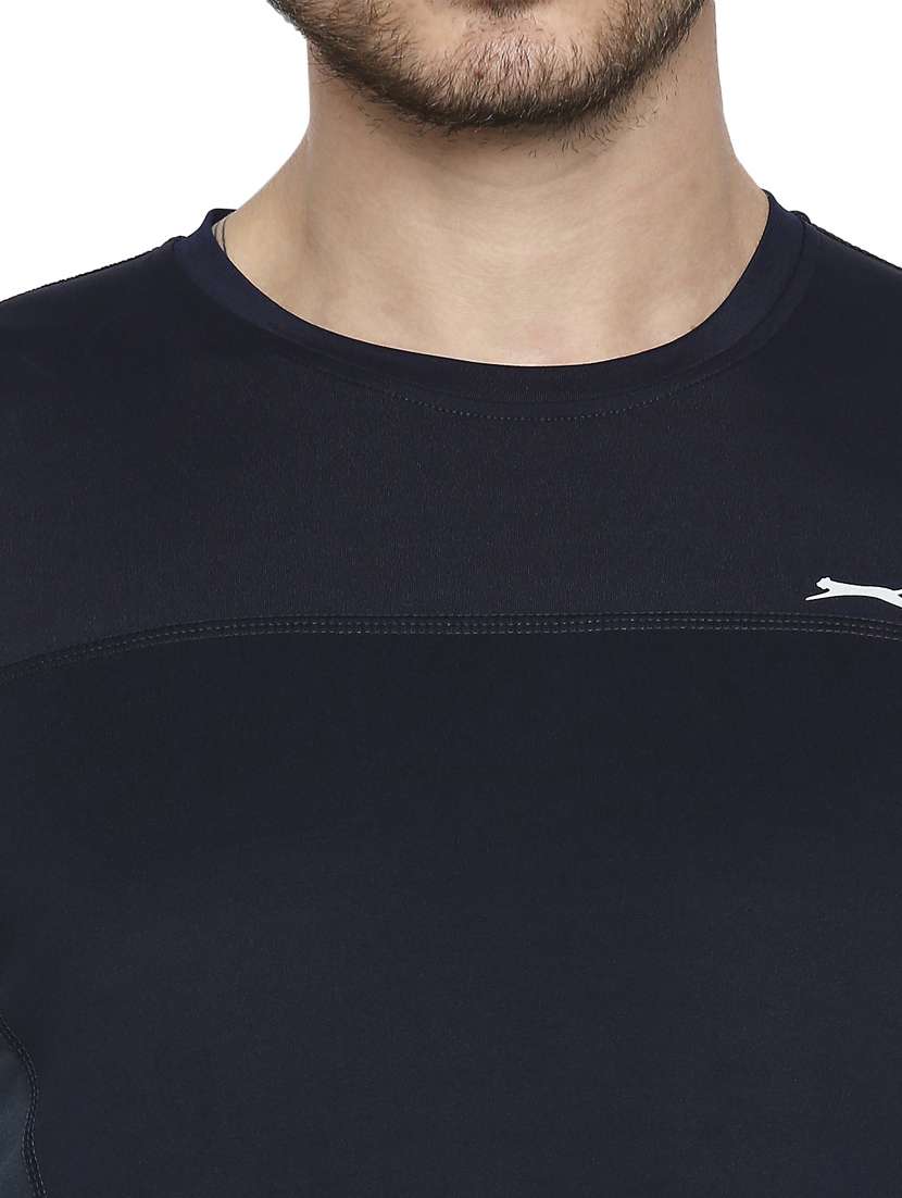 navy blue color-blocked t-shirt - 18273687 - Standard Image - 4