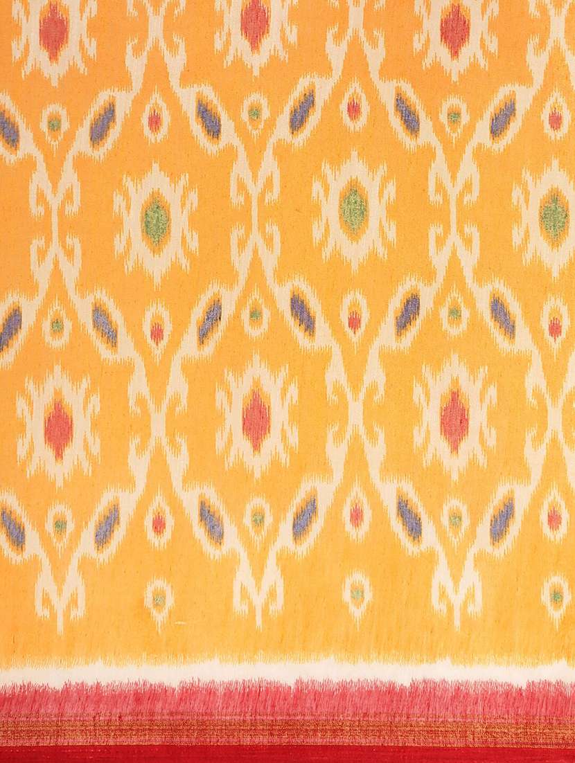 yellow cotton blend printed saree - 18281936 - Standard Image - 4