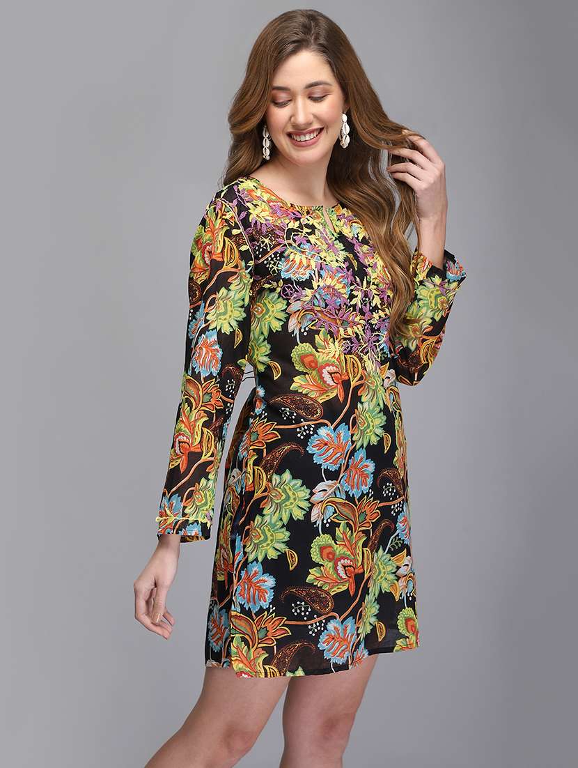 women notch neck printed straight kurti - 18284882 - Standard Image - 1