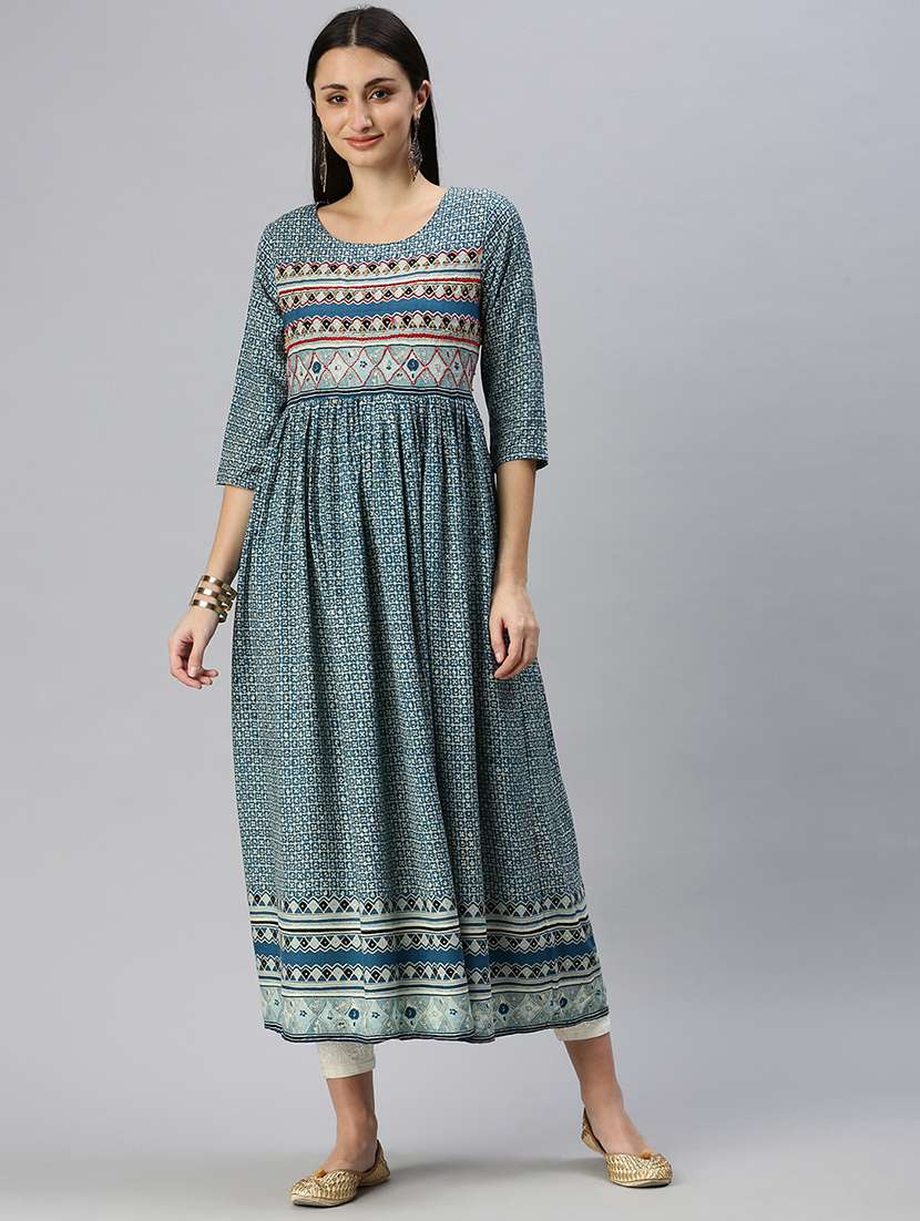 women's flared kurta