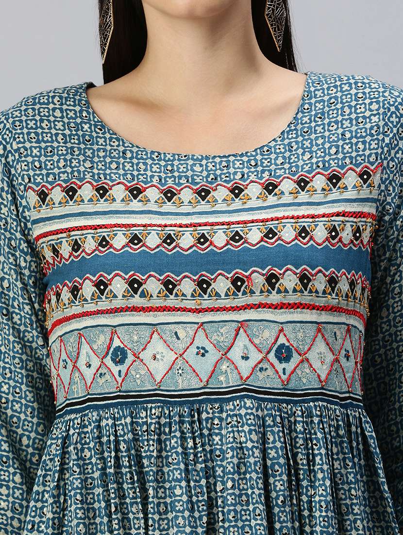 women's flared kurta - 18284969 -  Standard Image - 4