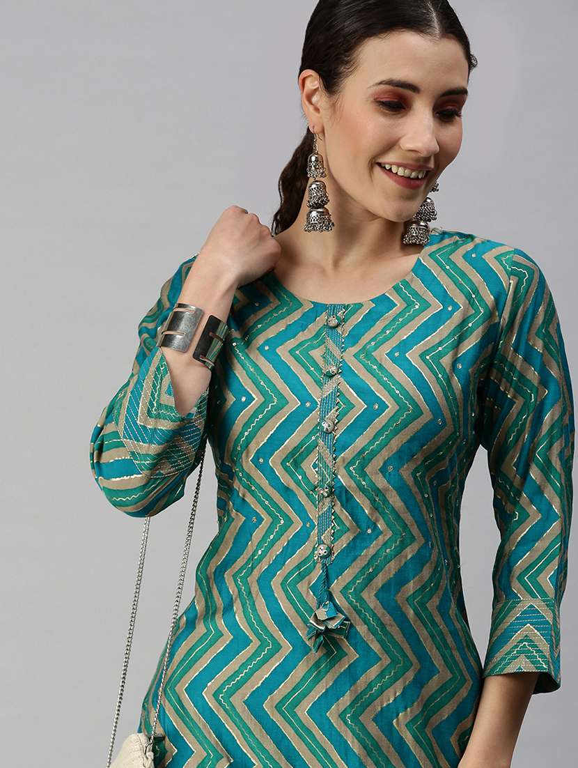 blue cotton blend straight kurta - 18284984 - Standard Image - 4