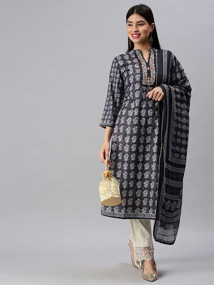women grey batik kurta pant set with dupatta - 18285540 - Standard Image - 1