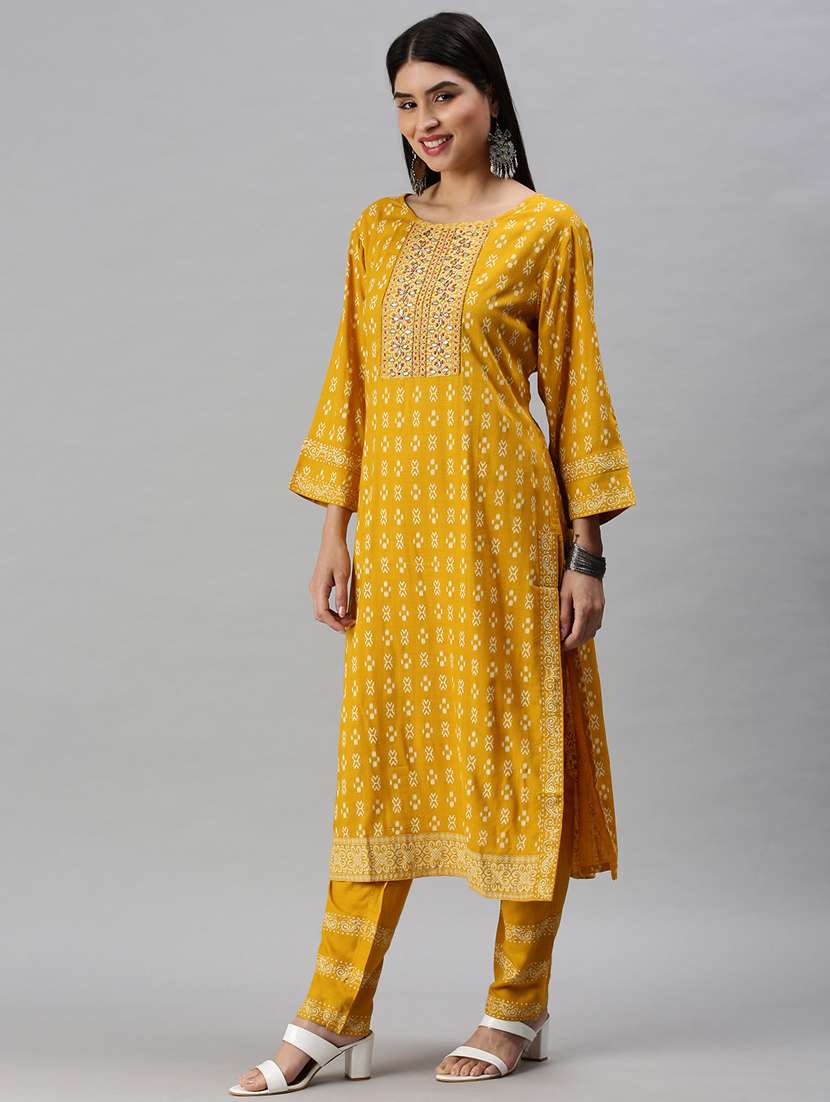 Yellow Cotton Blend Kurta Dupatta Set - 18285556 -  Standard Image - 1