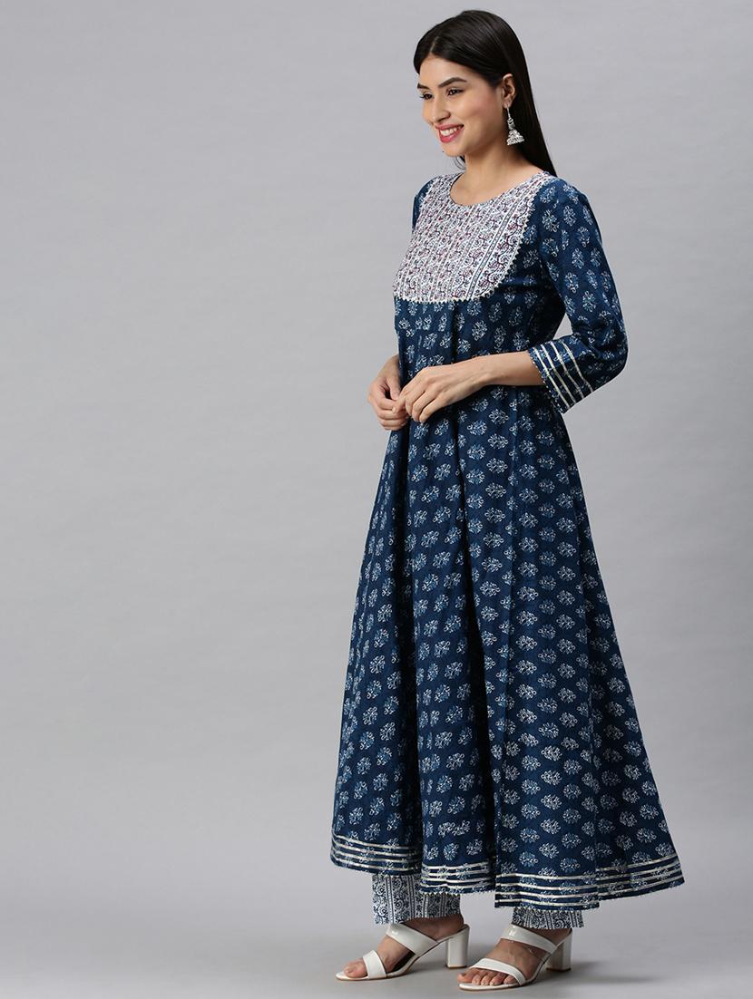 women printed kurta pant set with dupatta