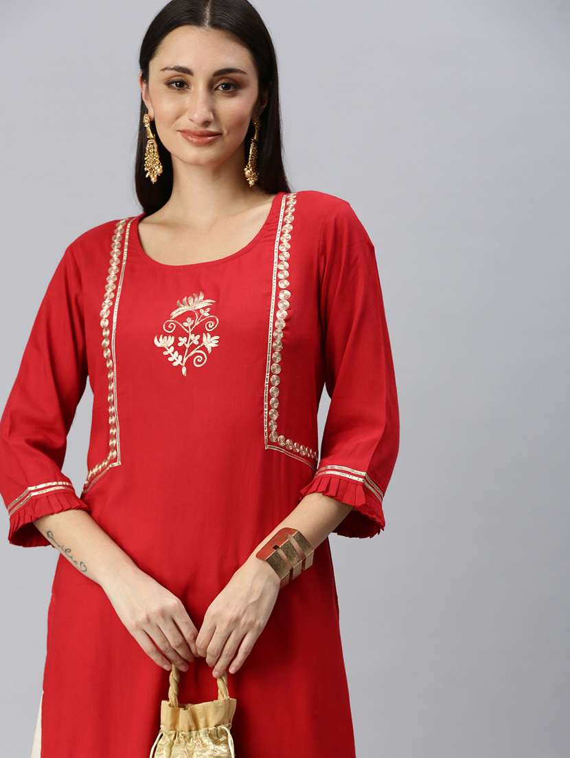 women red zari work round neck kurta palazzo set - 18285583 -  Standard Image - 4