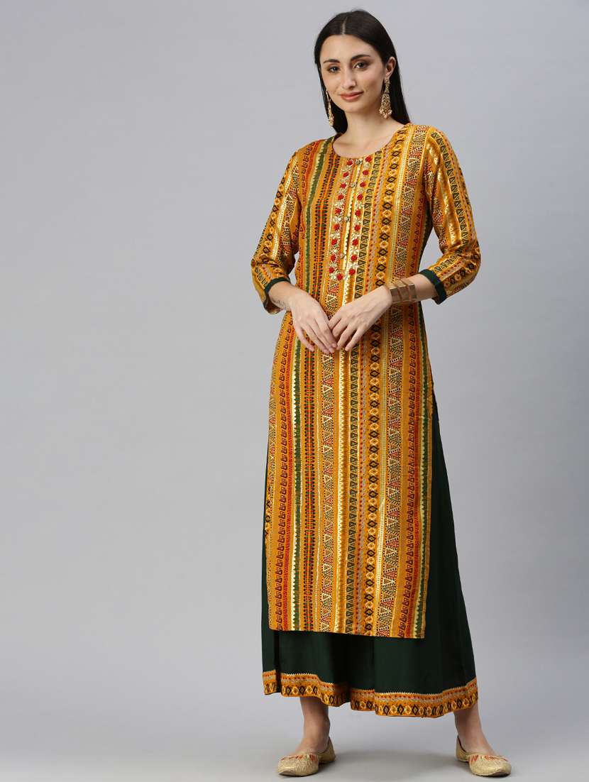 women printed round neck kurta palazzo set 