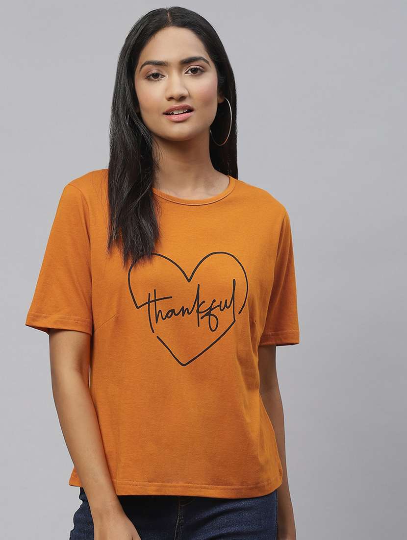 round neck graphic tee