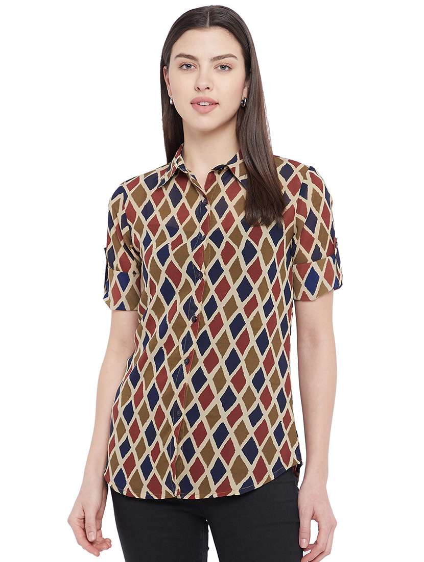 curved hem printed shirt