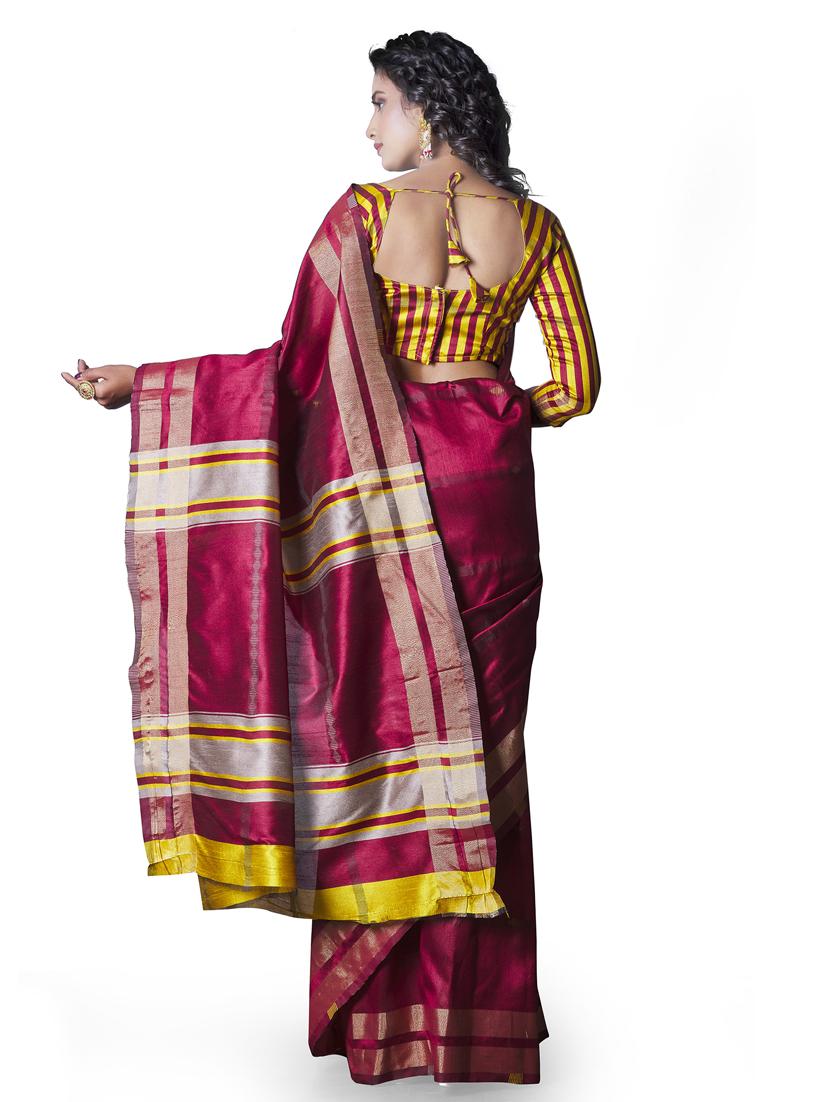maroon silk blend banarasi saree with blouse - 18293272 - Standard Image - 1