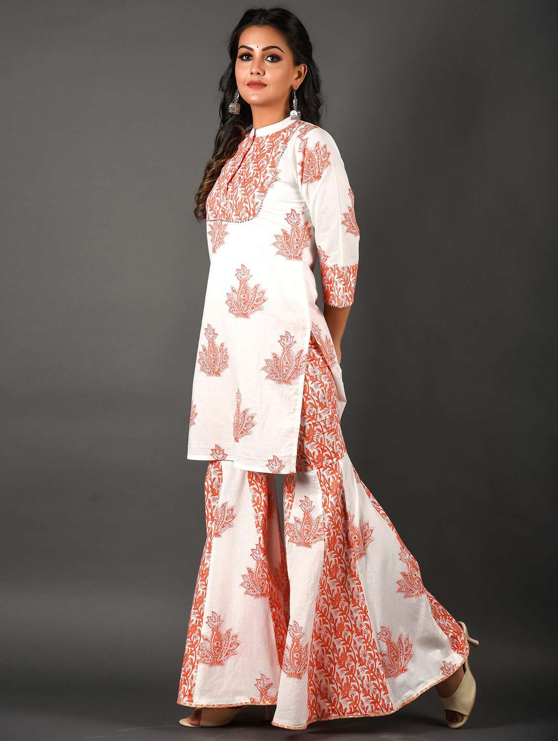 women three quarter sleeve kurta sharara with dupatta set - 18294460 -  Standard Image - 1