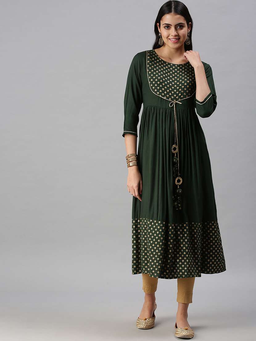 women's flared kurta