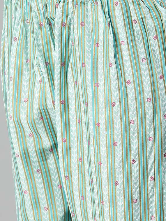 women floral notch neck kurta pant set with dupatta - 18294875 -  Standard Image - 4