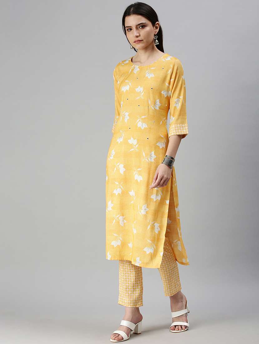 women yellow floral printed kurta pant set - 18294901 -  Standard Image - 1