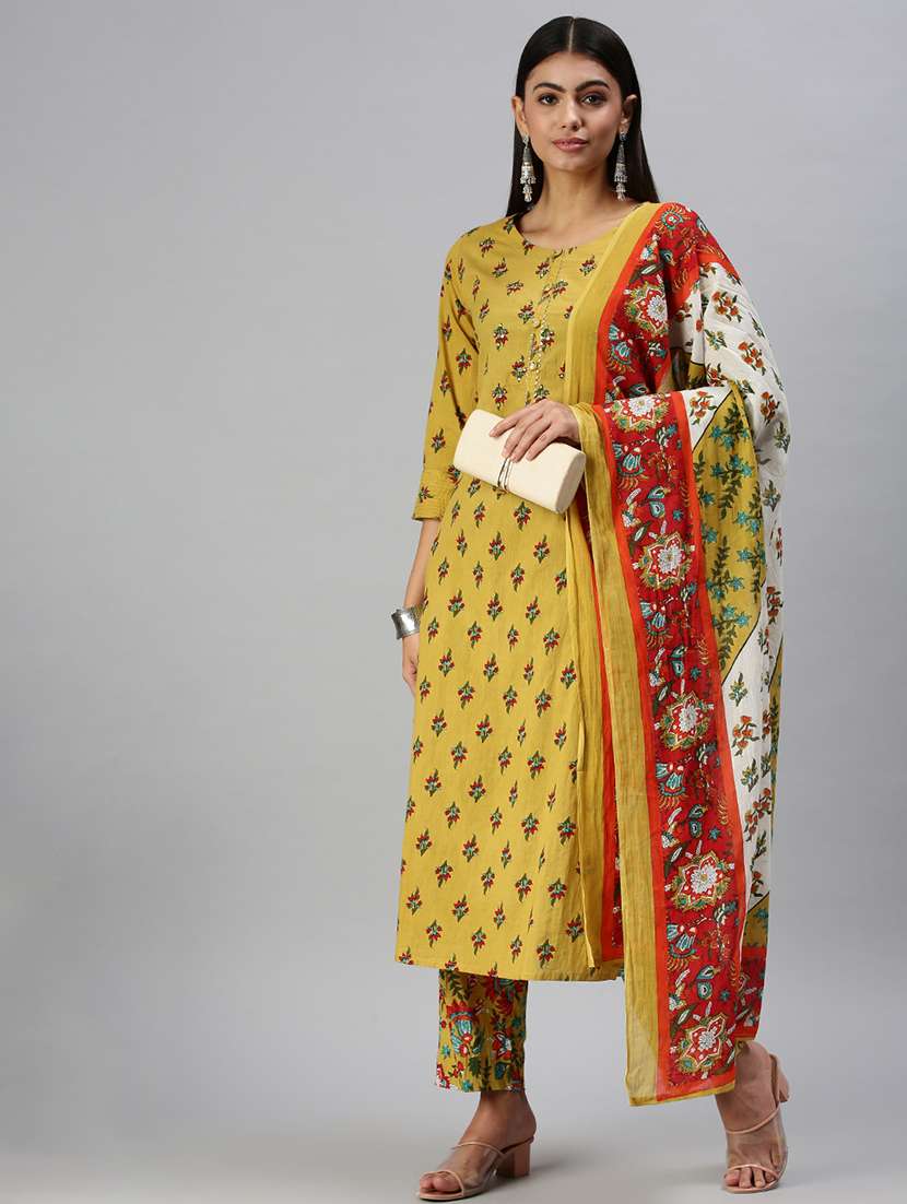 women three quarter sleeve kurta pant with dupatta set
