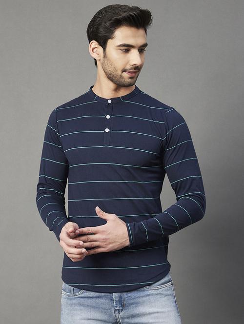 navy-blue striped t-shirt - 18297512 -  Standard Image - 0
