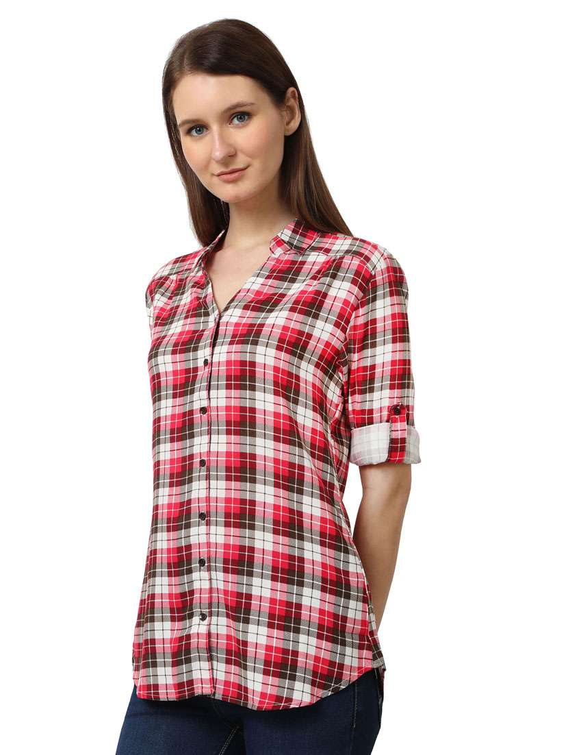 curved hem checkered  shirt - 18297787 -  Standard Image - 1