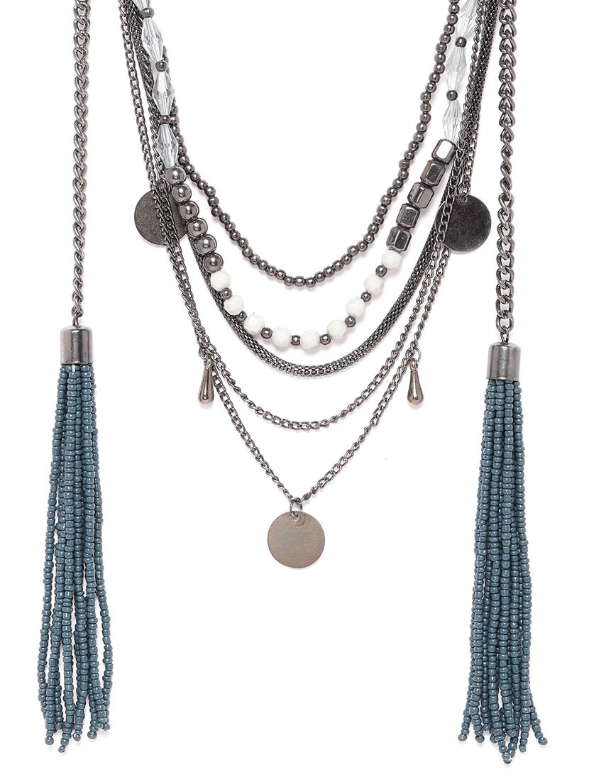 silver metal necklace - 18300585 - Standard Image - 1