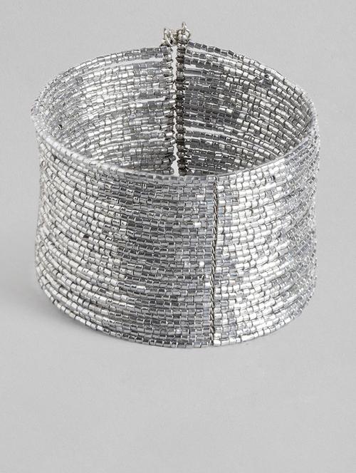 silver metal cuffs bracelet - 18300664 - Standard Image - 0