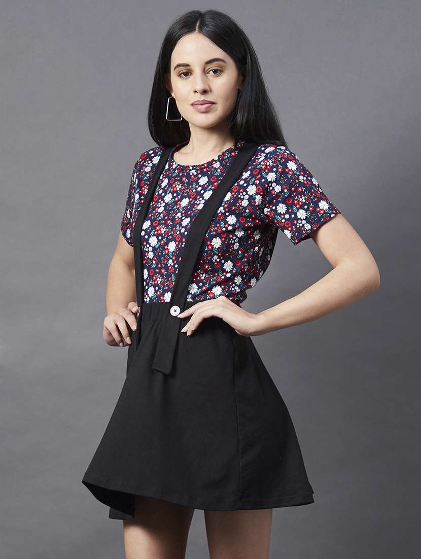 mid rise solid skater skirt - 18301699 -  Standard Image - 1