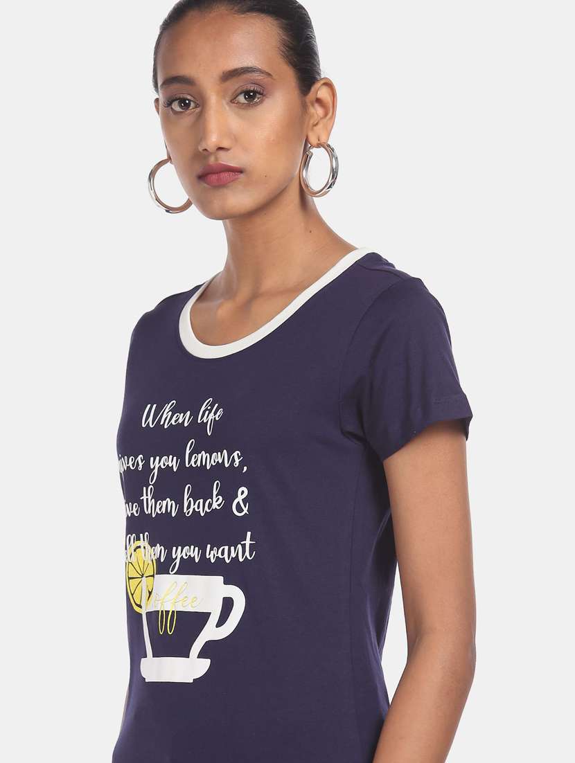 round neck graphic print t-shirt - 18301860 -  Standard Image - 4