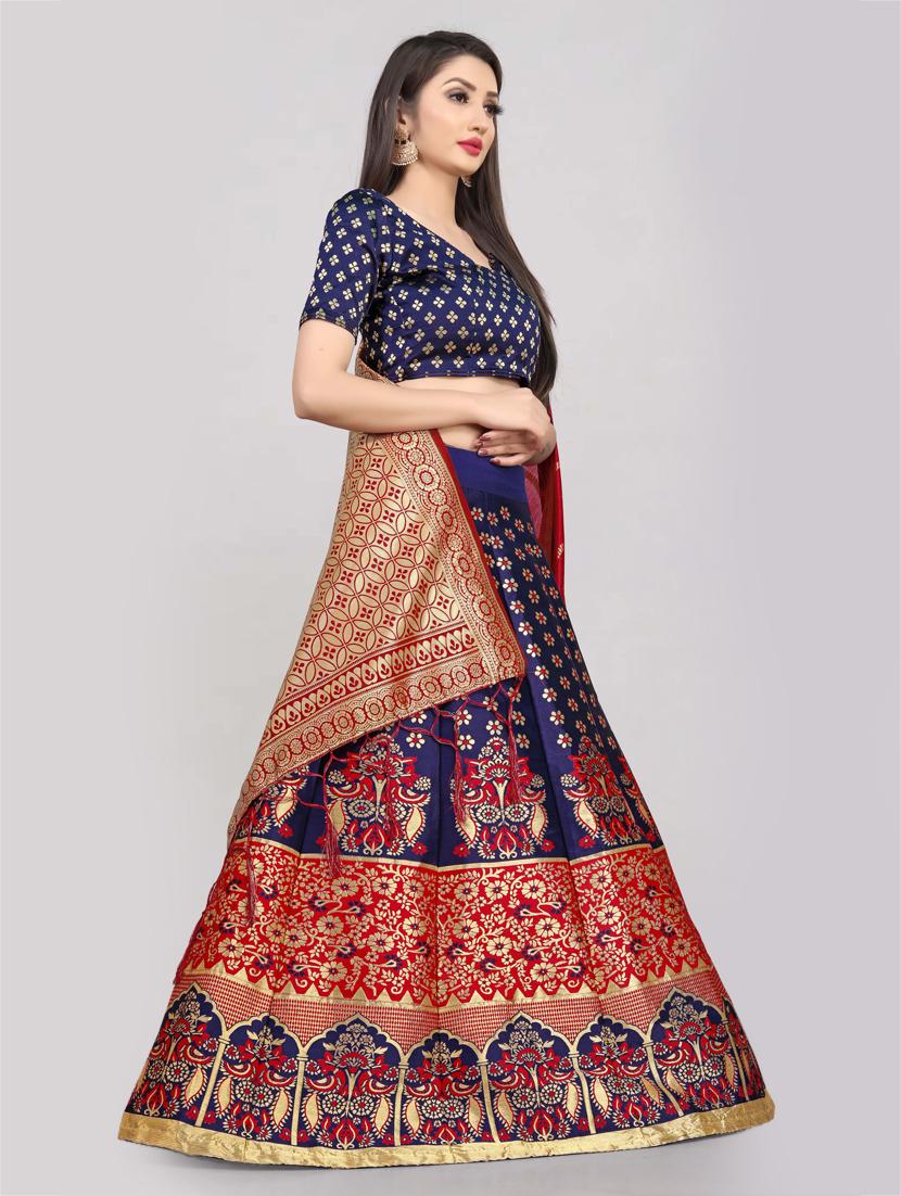 red banarasi flared lehenga - 18303037 - Standard Image - 1