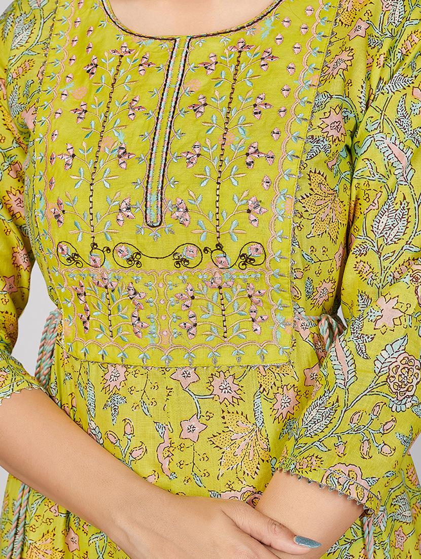 green cotton suit set - 18306105 - Standard Image - 4