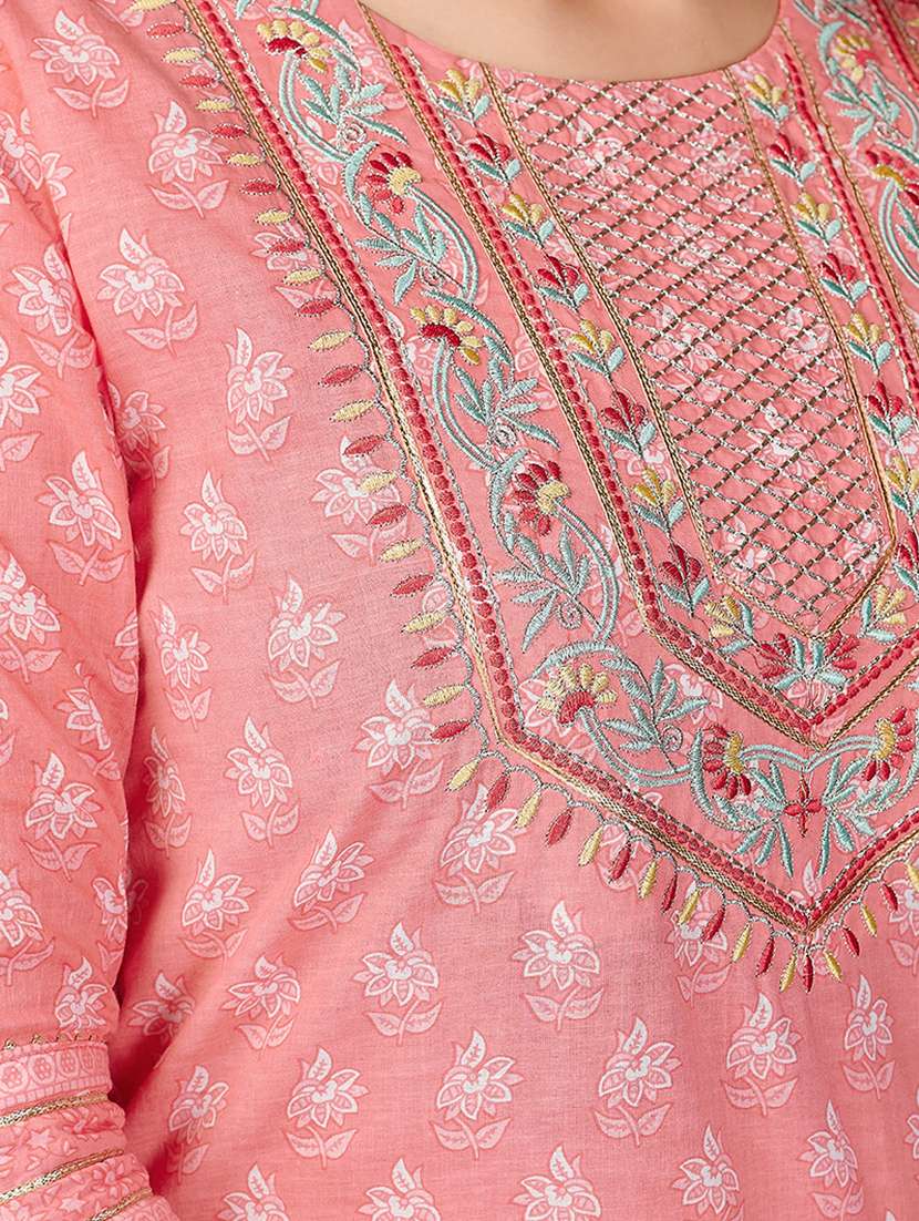 pink printed suit set - 18306114 -  Standard Image - 4