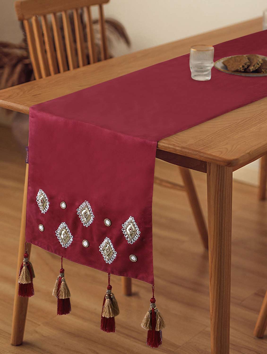 mezposh's dazzle geometric embellished maroon table runner